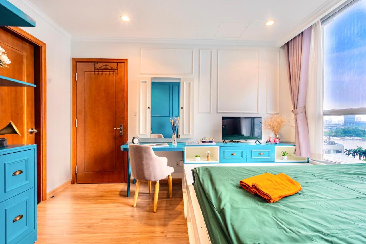 Moxy Hcmc Aparts - Vinhomes Central Park, Ice Rink Bandar Ho Chi Minh Luaran gambar