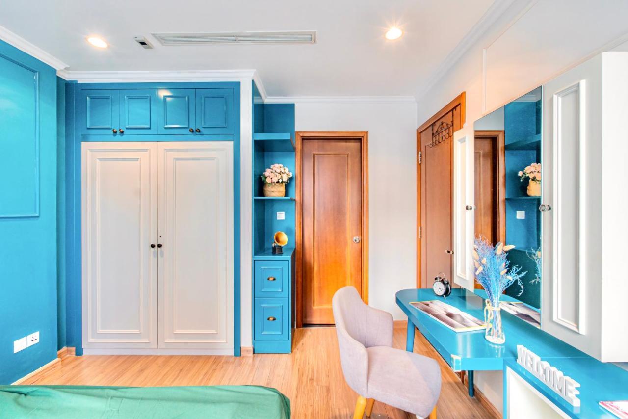 Moxy Hcmc Aparts - Vinhomes Central Park, Ice Rink Bandar Ho Chi Minh Luaran gambar