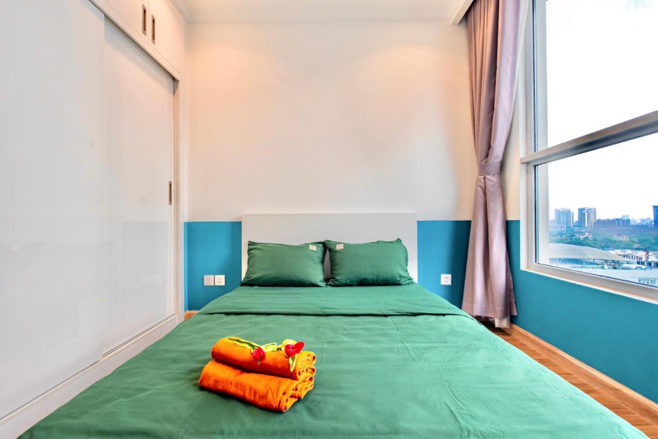 Moxy Hcmc Aparts - Vinhomes Central Park, Ice Rink Bandar Ho Chi Minh Luaran gambar