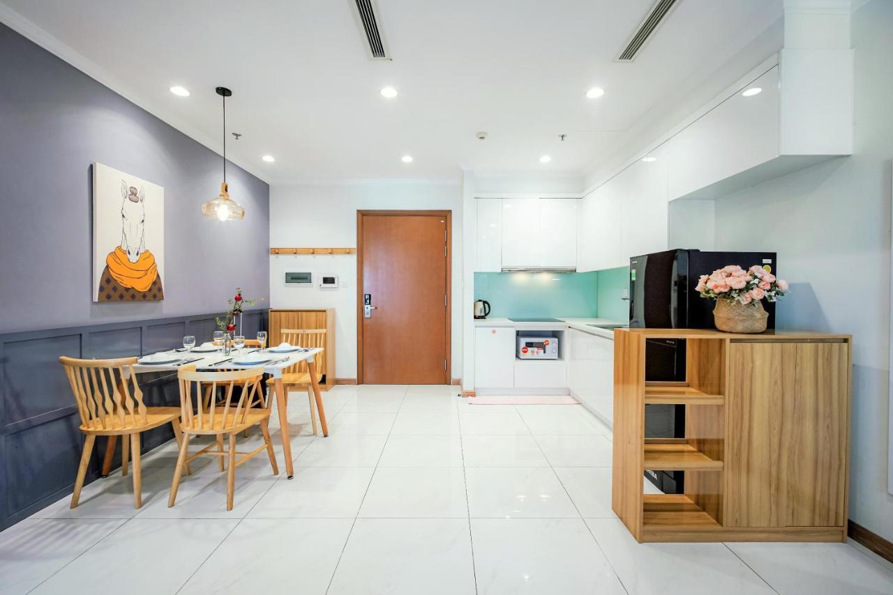 Moxy Hcmc Aparts - Vinhomes Central Park, Ice Rink Bandar Ho Chi Minh Luaran gambar