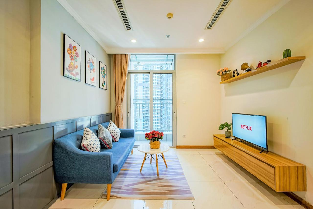 Moxy Hcmc Aparts - Vinhomes Central Park, Ice Rink Bandar Ho Chi Minh Luaran gambar